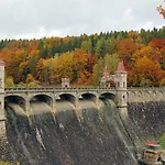 Na Brehu Rybnika Pupek Kohoutov