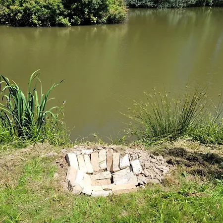 Campingplatz Na Brehu Rybnika Pupek *