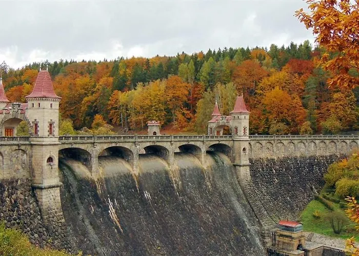 Na Břehu Rybníka Pupek Kohoutov