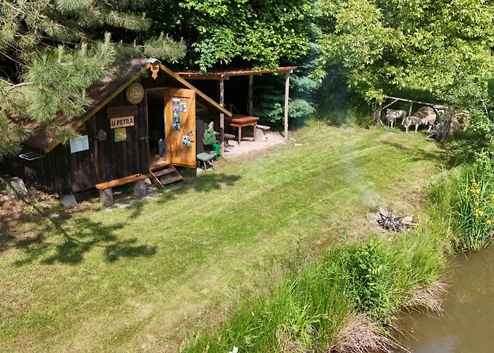 Na Břehu Rybníka Pupek Parque de Campismo