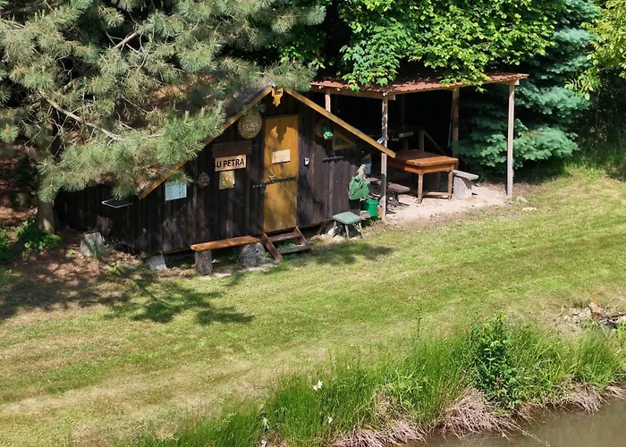 Parque de Campismo Na Břehu Rybníka Pupek